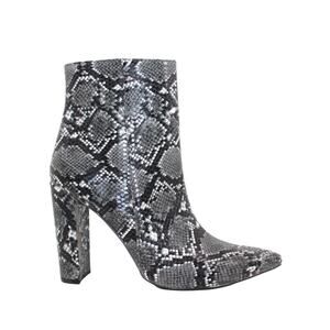 Rampage Snake Skin Animal Print Heeled Boots NWOB Women's Sz 8 Black White